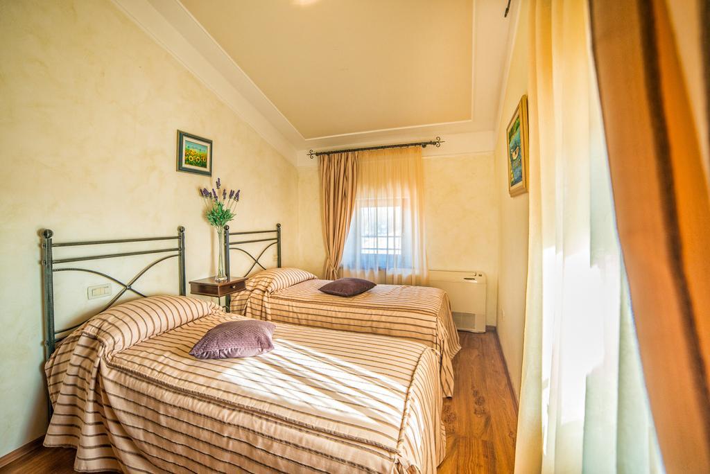 Aparthotel Katalyma 828 Kanfanar Extérieur photo