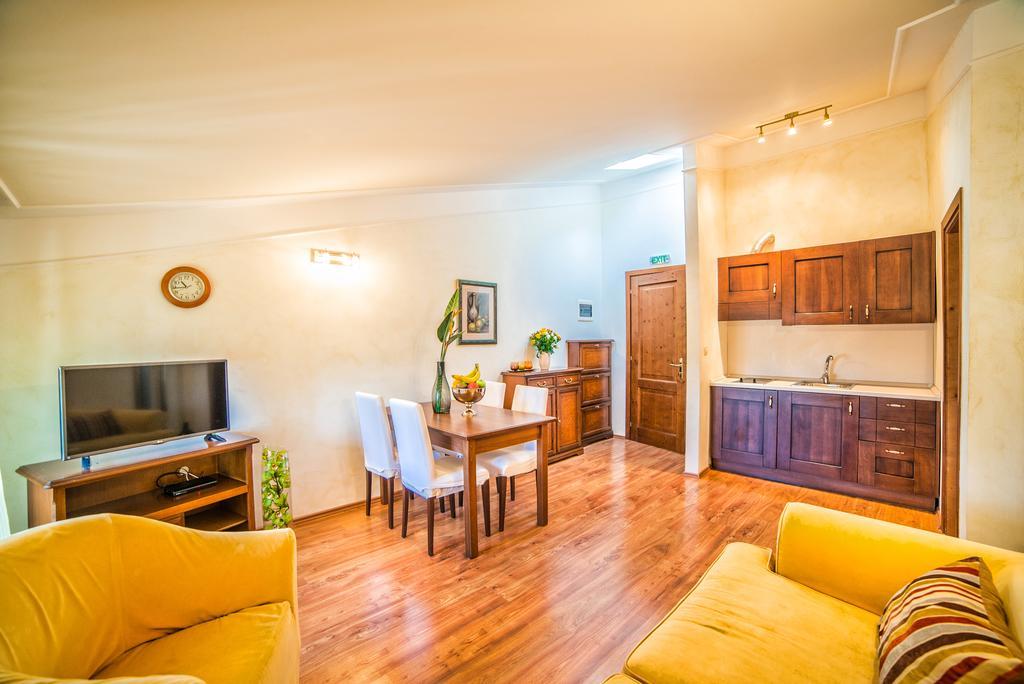 Aparthotel Katalyma 828 Kanfanar Extérieur photo
