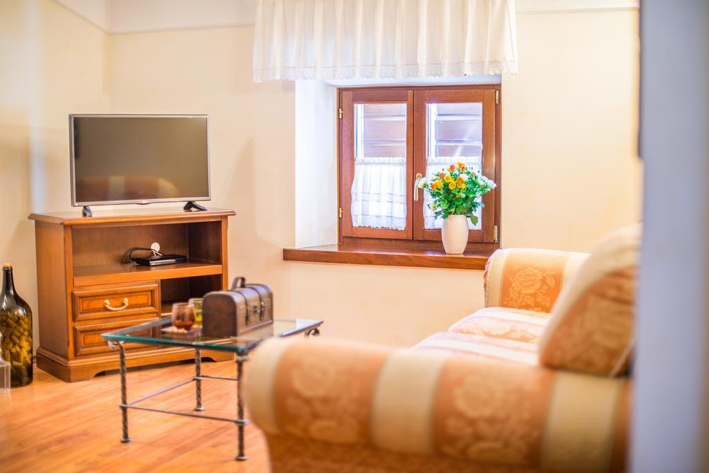 Aparthotel Katalyma 828 Kanfanar Extérieur photo