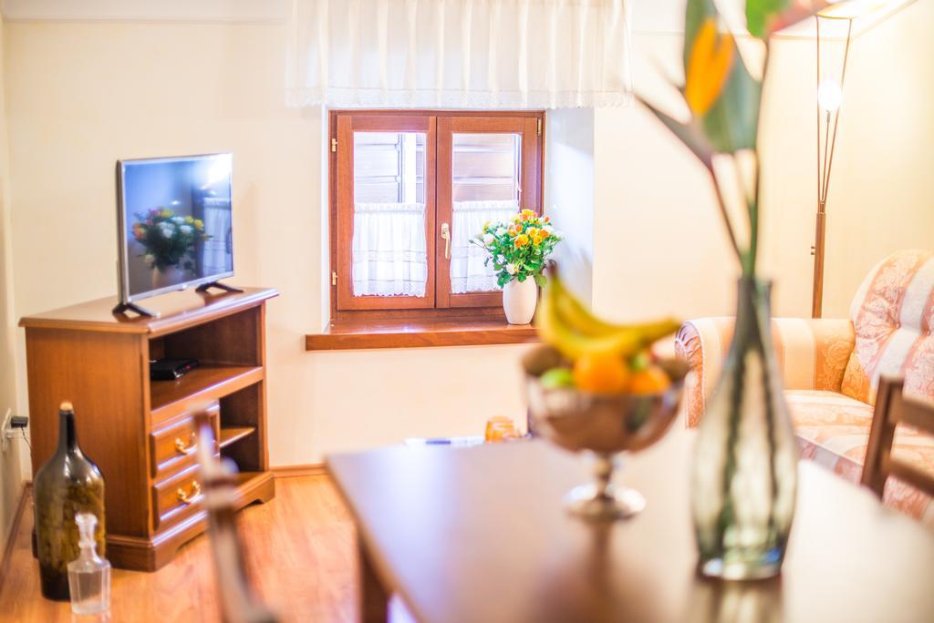Aparthotel Katalyma 828 Kanfanar Extérieur photo